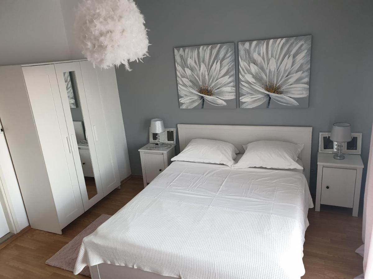 Apartments Mare Banjol Dış mekan fotoğraf