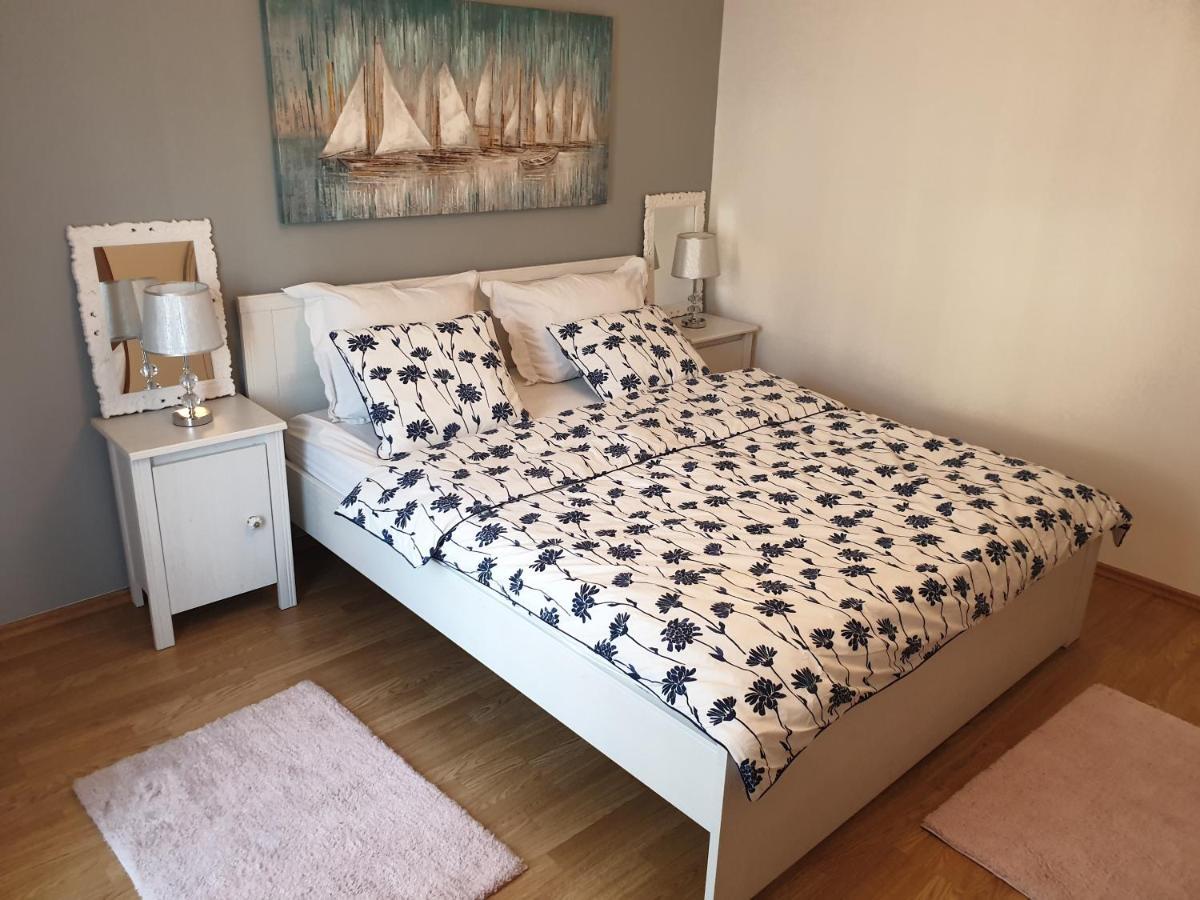 Apartments Mare Banjol Dış mekan fotoğraf