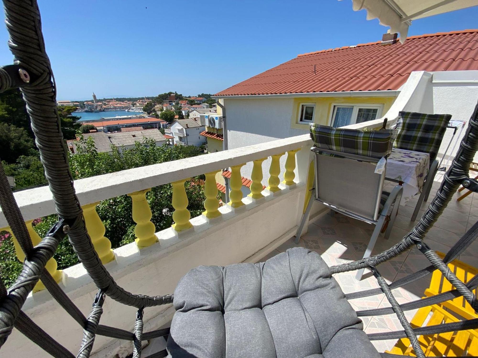 Apartments Mare Banjol Dış mekan fotoğraf
