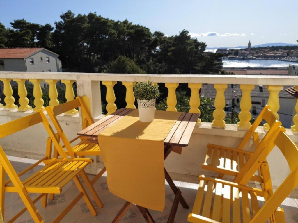 Apartments Mare Banjol Oda fotoğraf